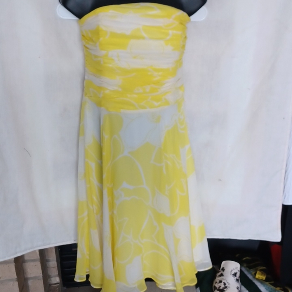 Banana Republic Yellow and White Strapless Midi Dress